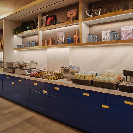 Adina Apartment Hotel โคโลญ ภายนอก รูปภาพ